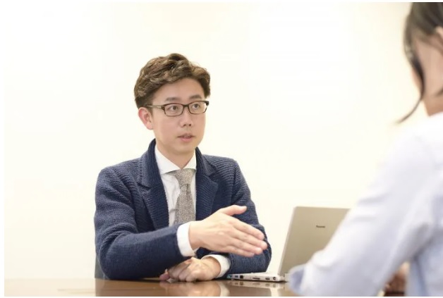 マトマ出版の公式サイト画面